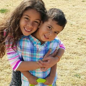 Meet your Posher, Adina